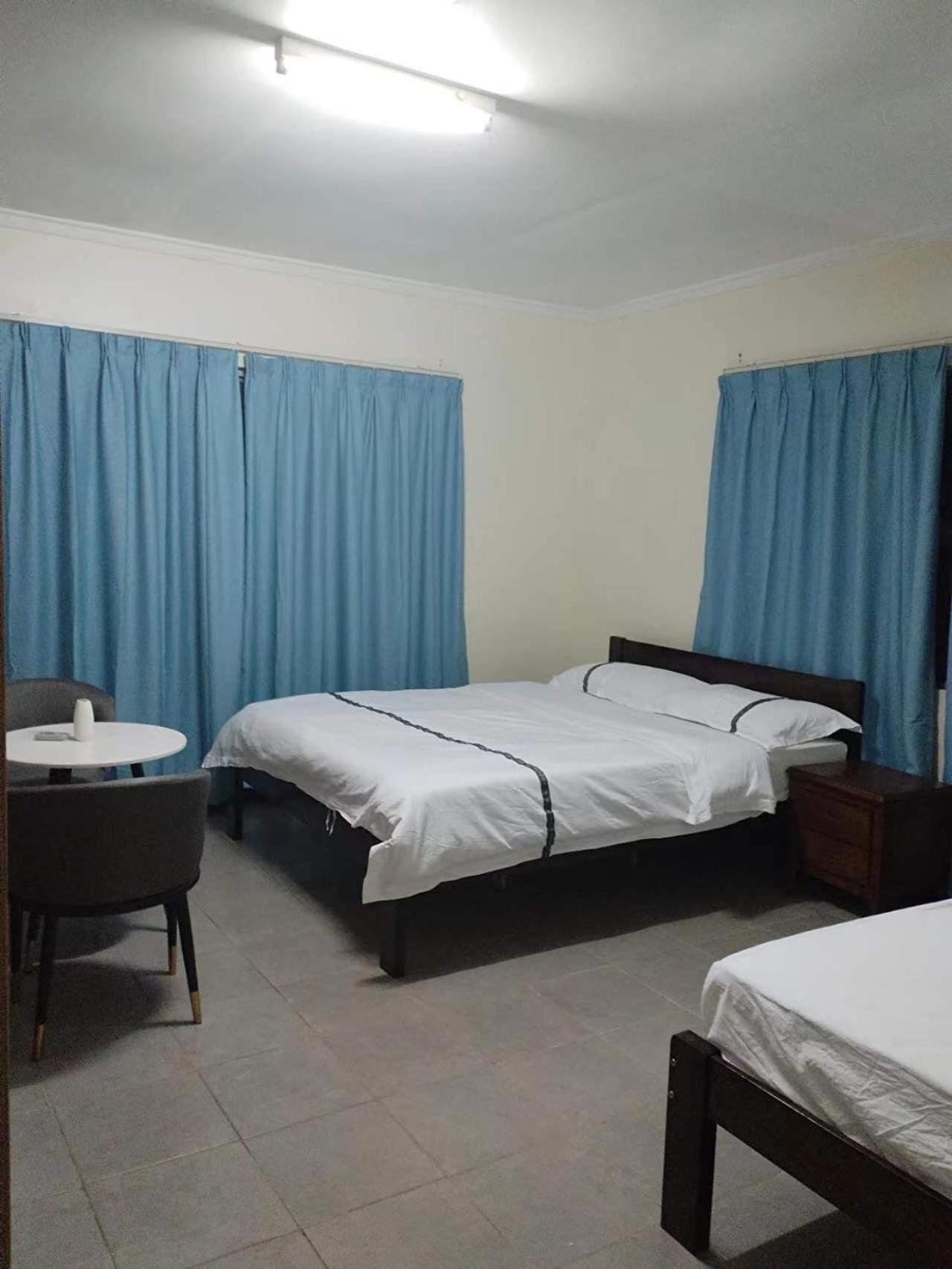 Cc Airport Rooms Нади Екстериор снимка